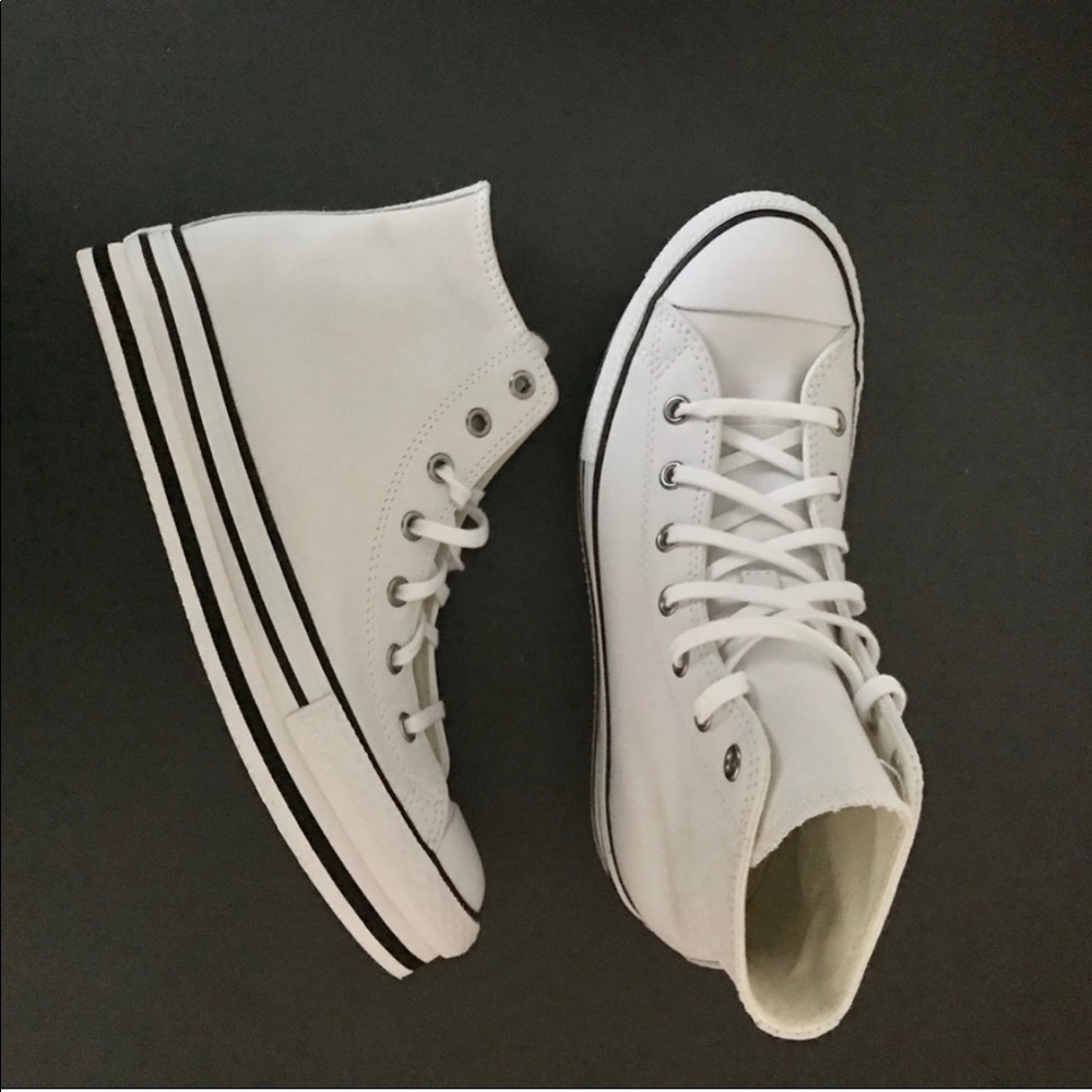 Converse leather platform high tops